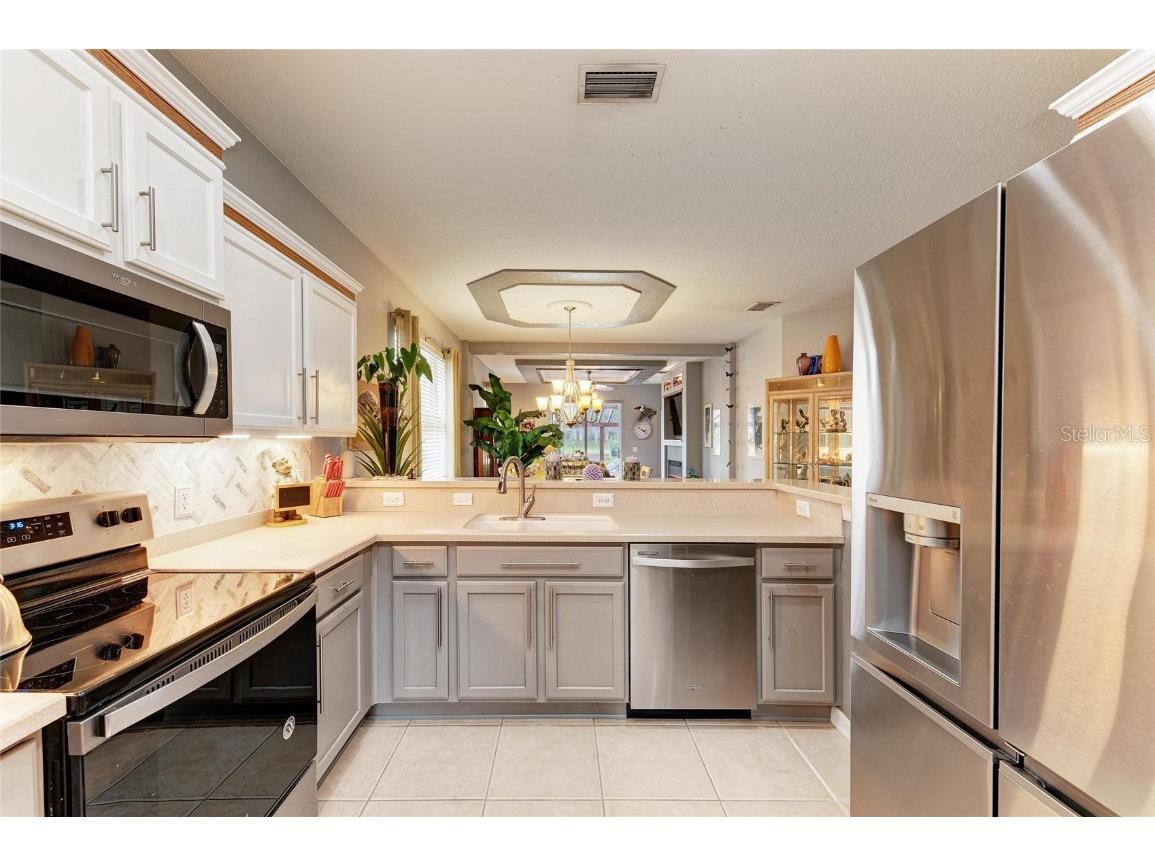 7081 Chatum Light Run Bradenton FL 34212 - COMMUNITY POND A4662319 image26