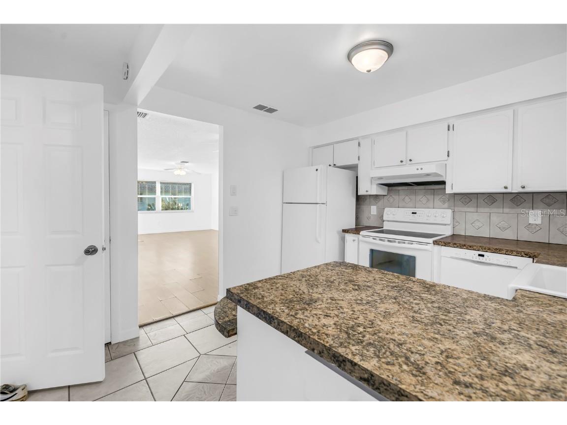 7081 Lafayette N #7081 Pinellas Park FL 33781 TB8446455 image17