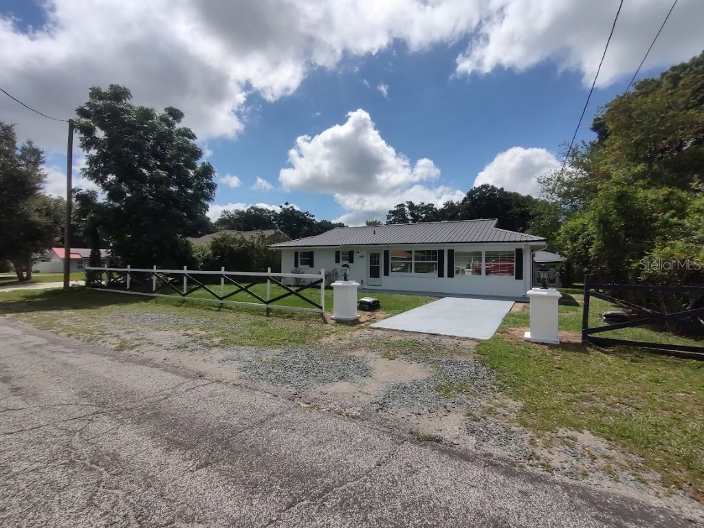 7082 SE 117th Street Belleview FL 34420 OM679836 image1