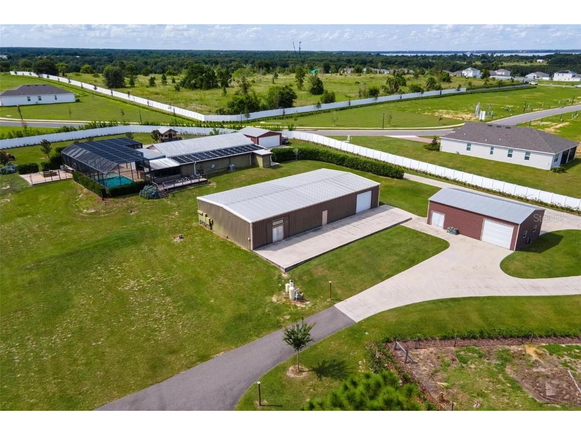 7086 Number Two Road Howey In The Hills FL 34737 G5102448 image1