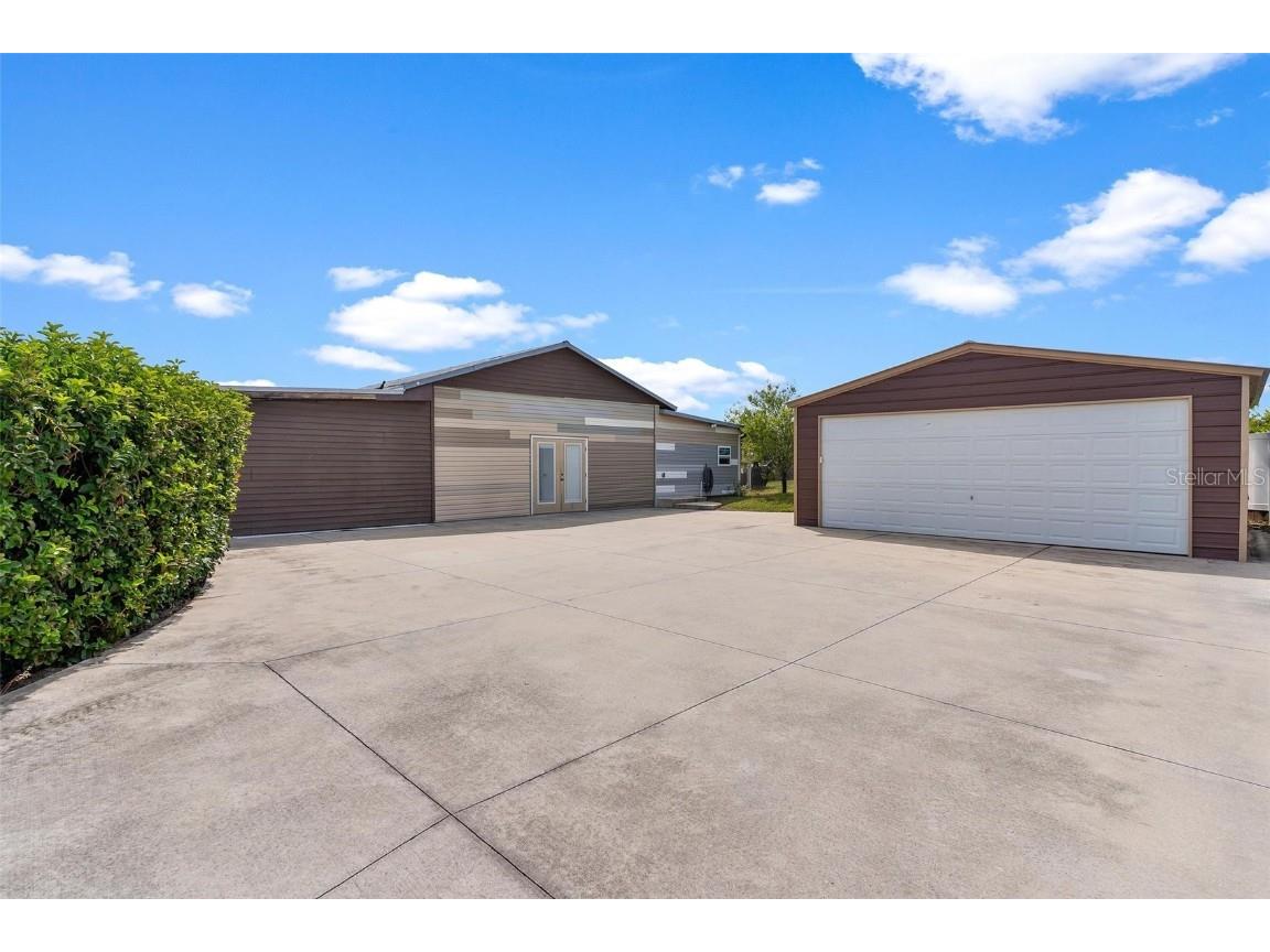 7086 Number Two Road Howey In The Hills FL 34737 G5102448 image53