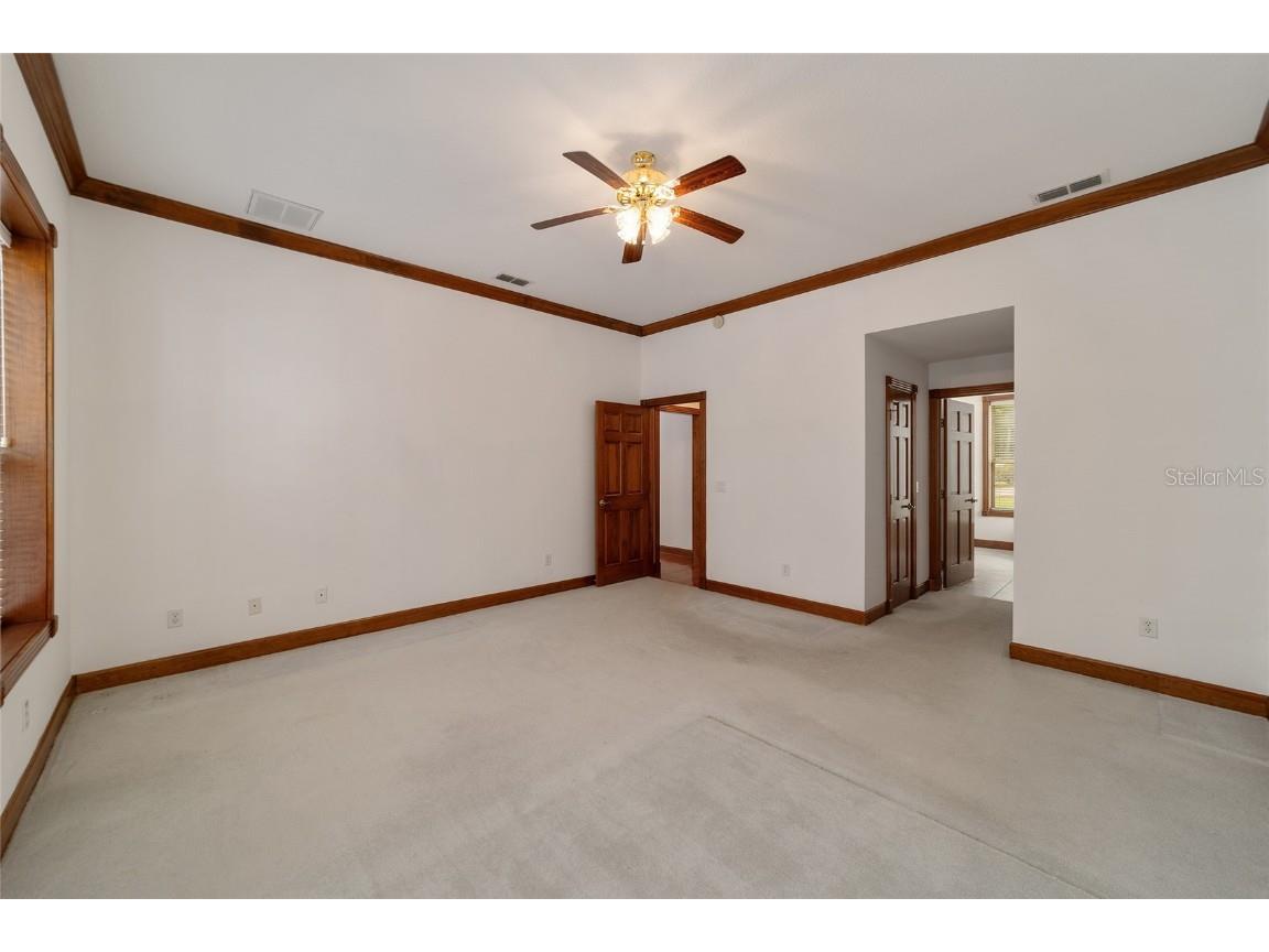 7086 SE 12th Circle Ocala FL 34480 OM675546 image15