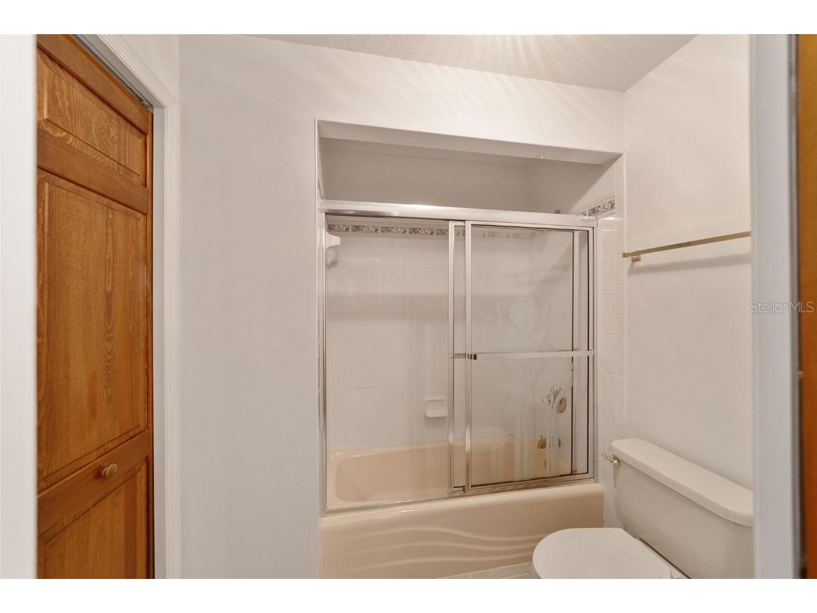 7086 SE 12th Circle Ocala FL 34480 OM675546 image25