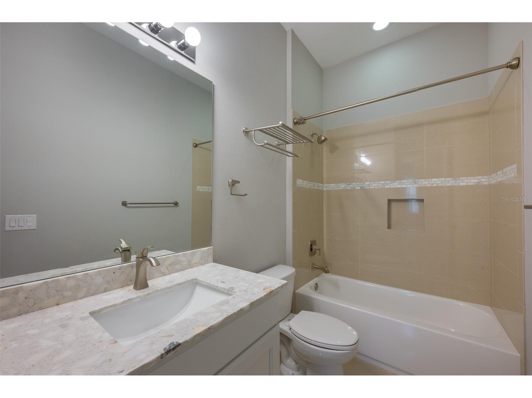 7087 Tamworth Parkway Sarasota FL 34241 A4687007 image39