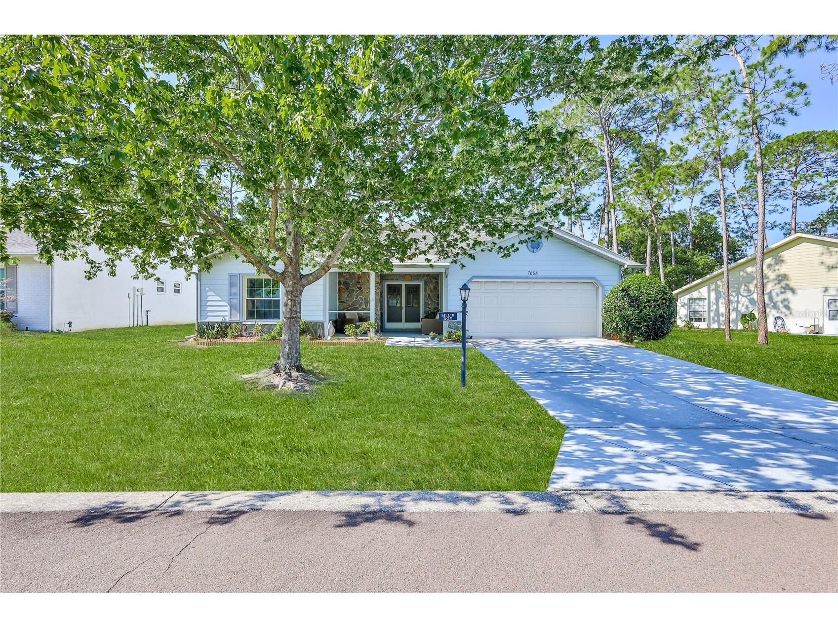7088 Crown Oaks Drive Spring Hill FL 34606 W7885655 image1