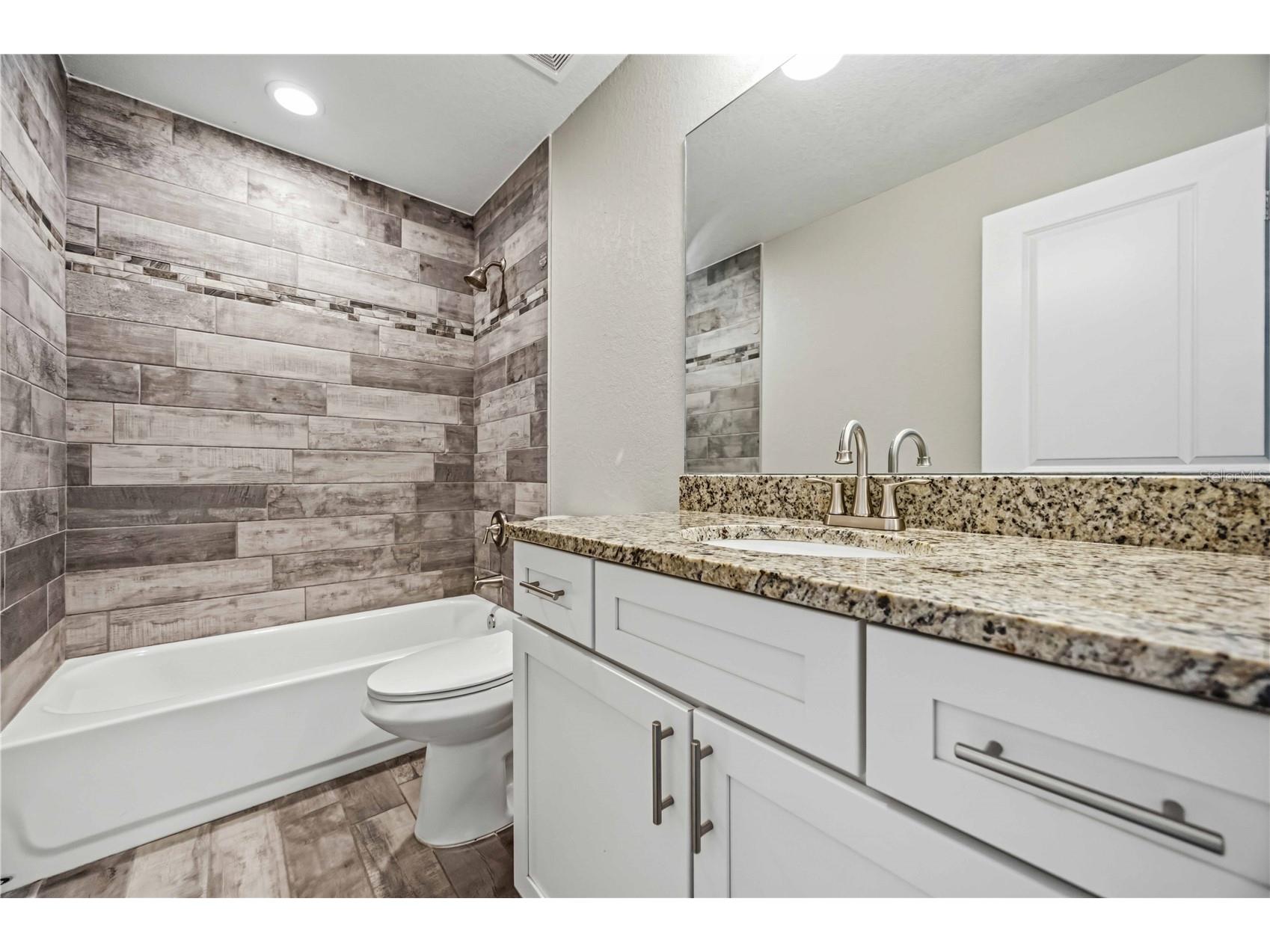 7089 Plantation Street Englewood FL 34224 D6147320 image27