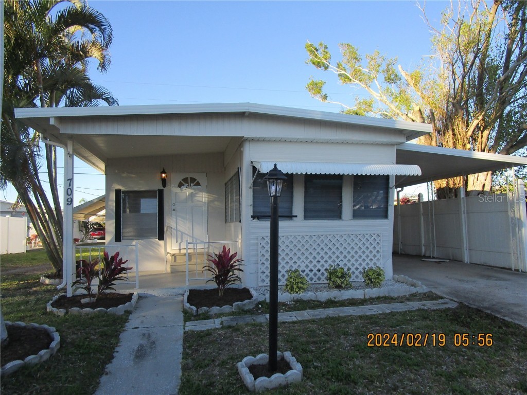 709 50th Avenue Terrace W Bradenton FL 34207 A4600176 image1