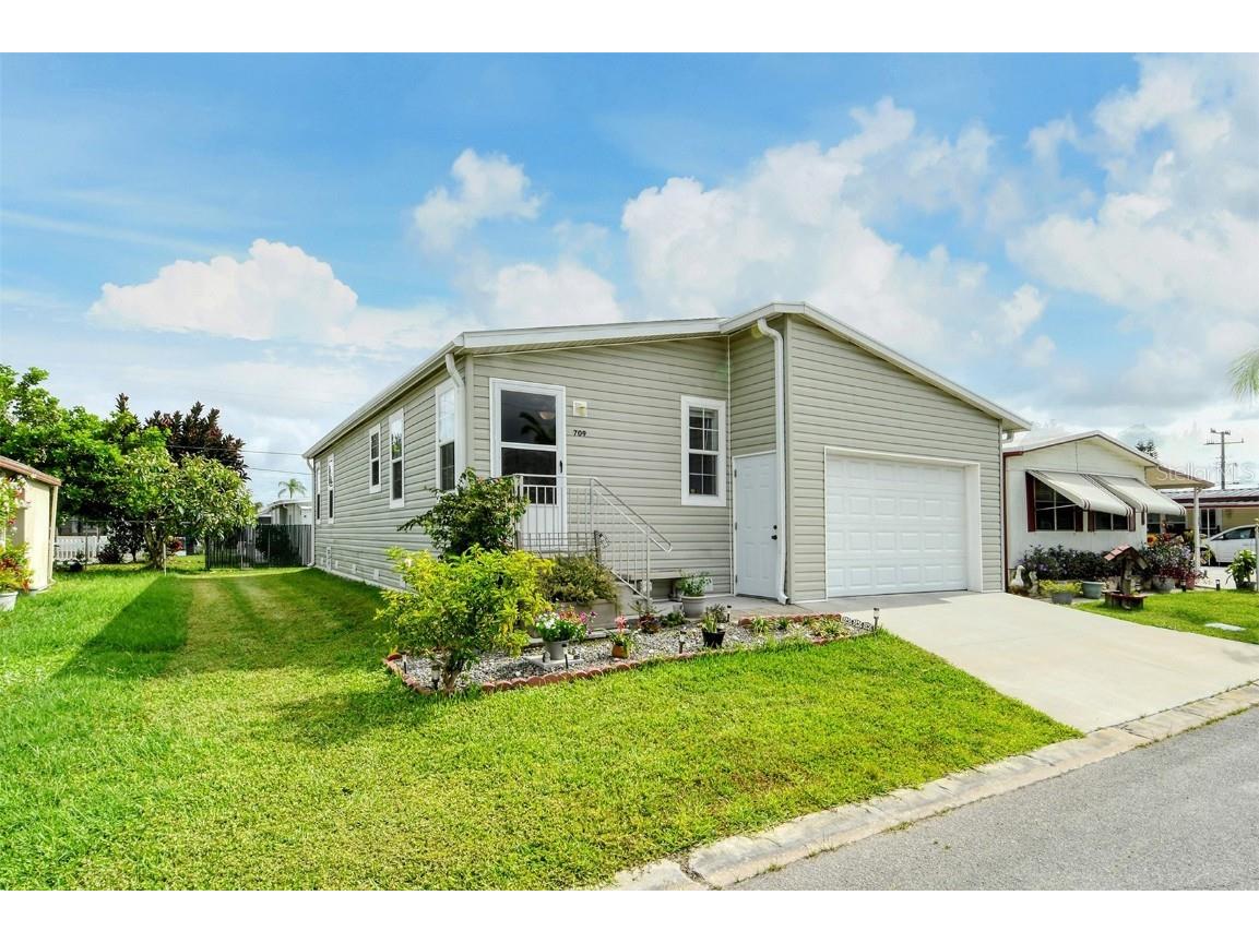 709 52nd Avenue W Bradenton FL 34207 A4575018 image1