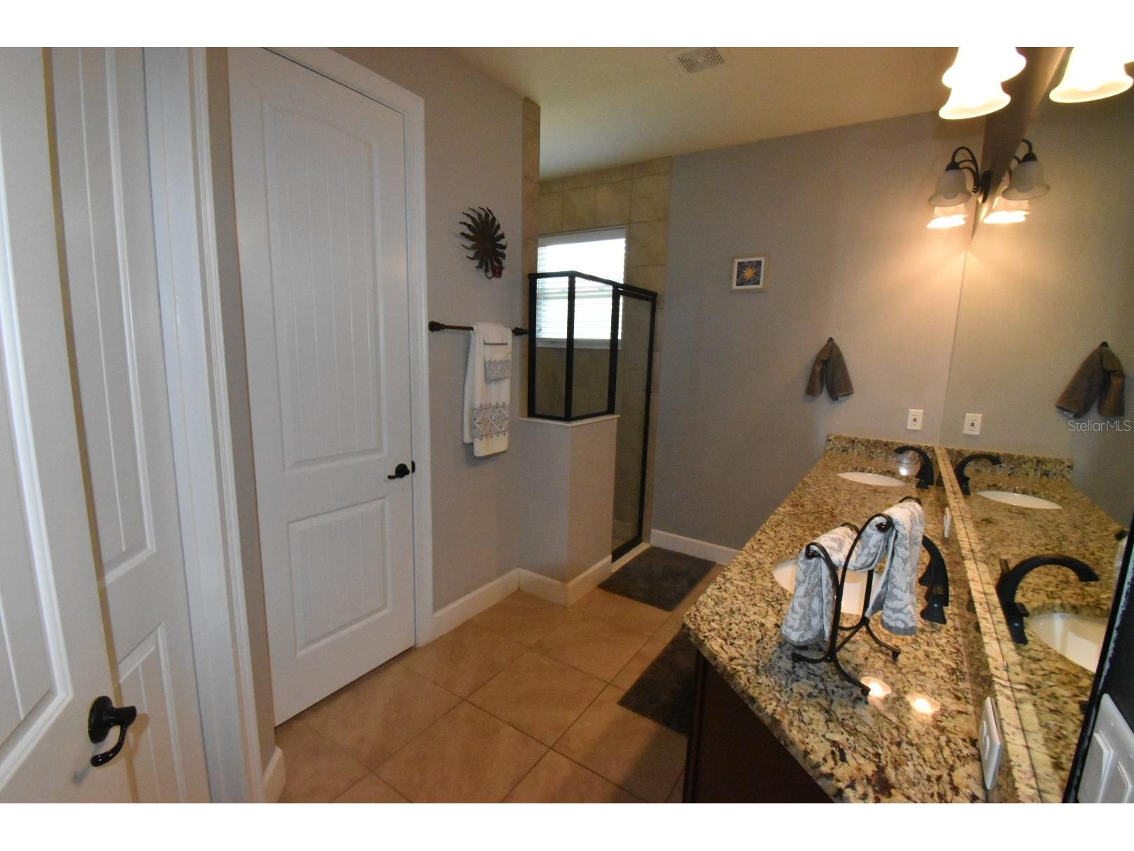 709 Calabria Way Howey In The Hills FL 34737 G5096343 image15