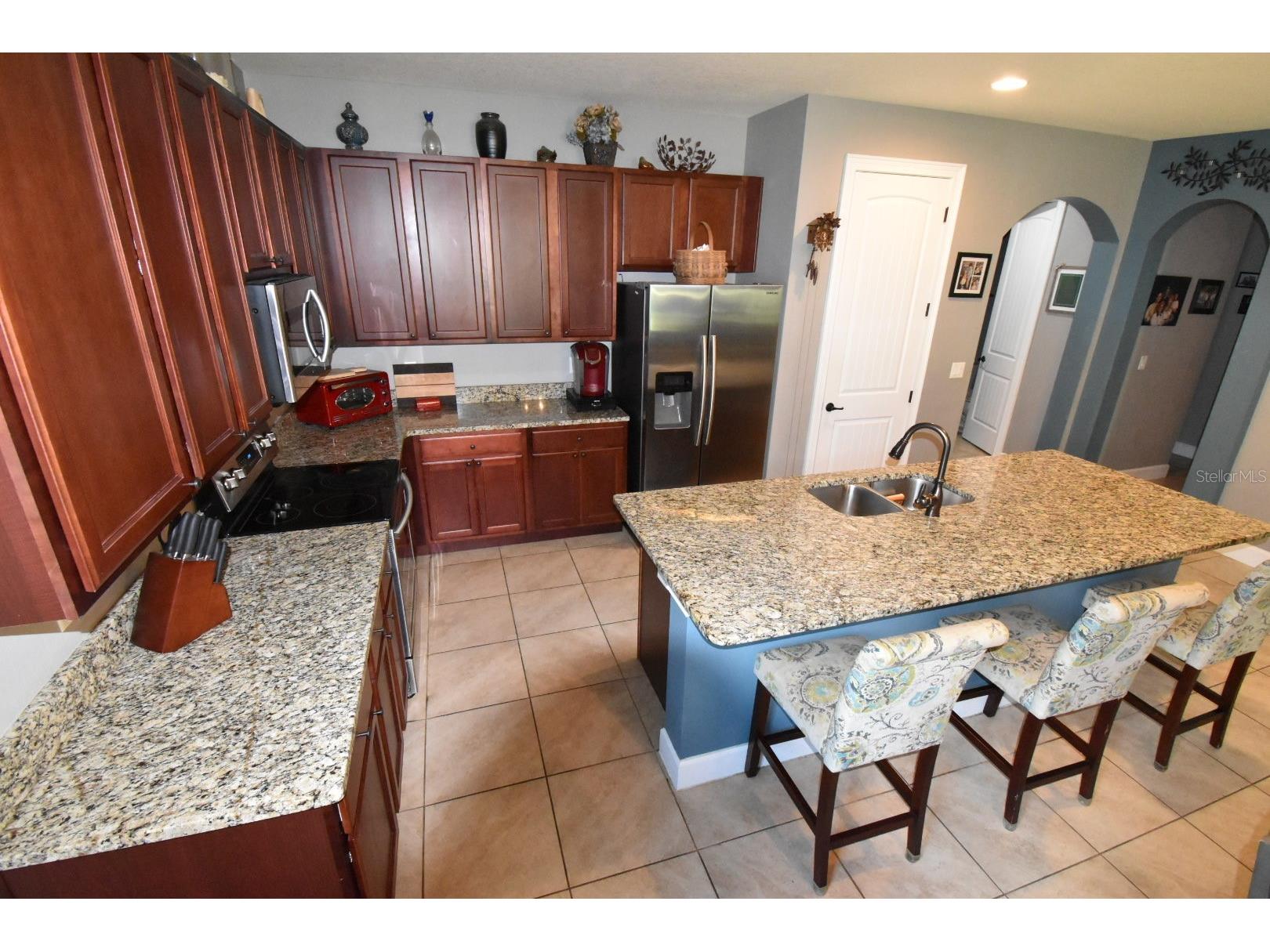709 Calabria Way Howey In The Hills FL 34737 G5096343 image8