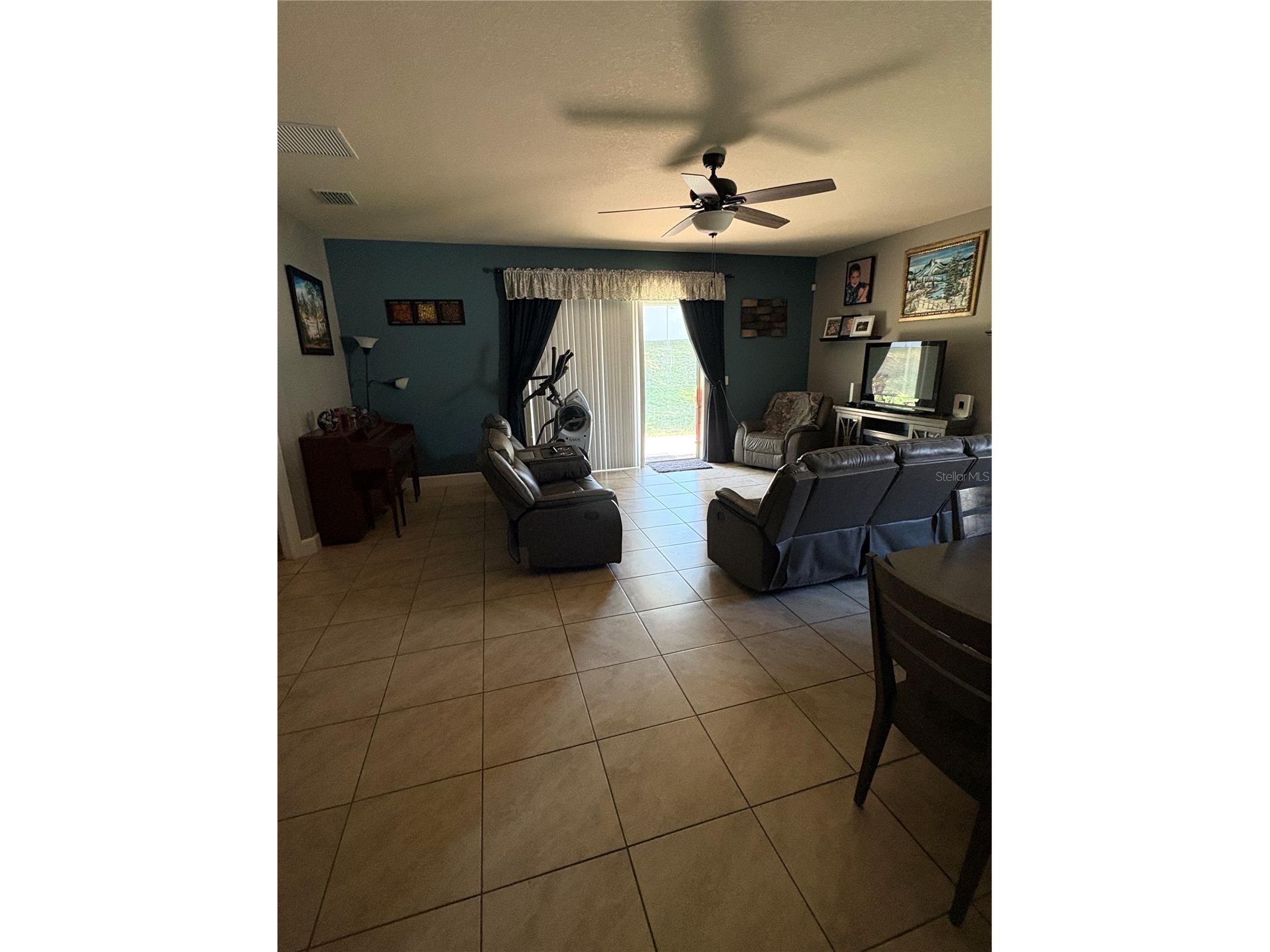 709 Calabria Way Howey In The Hills FL 34737 G5096343 image9