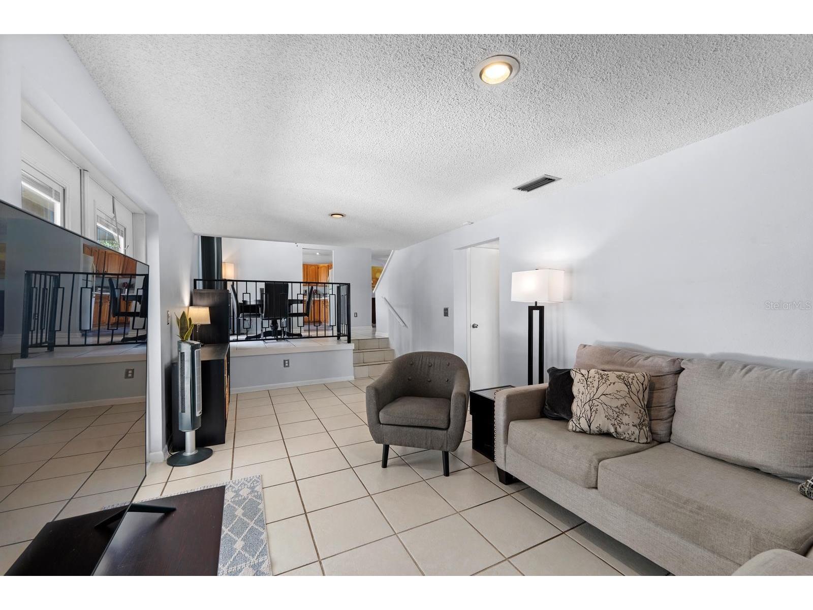 709 Caliente Drive Brandon FL 33511 TB8528657 image24