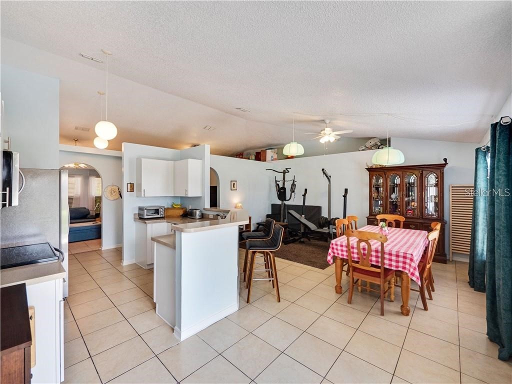 709 Del Prado Drive Kissimmee FL 34758 O6364637 image3