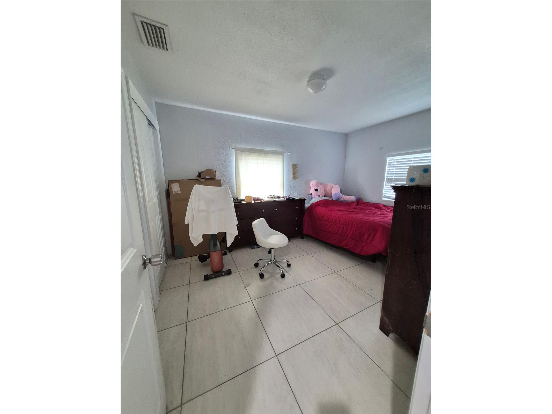 709 E 119th Avenue Tampa FL 33612 TB8520949 image10