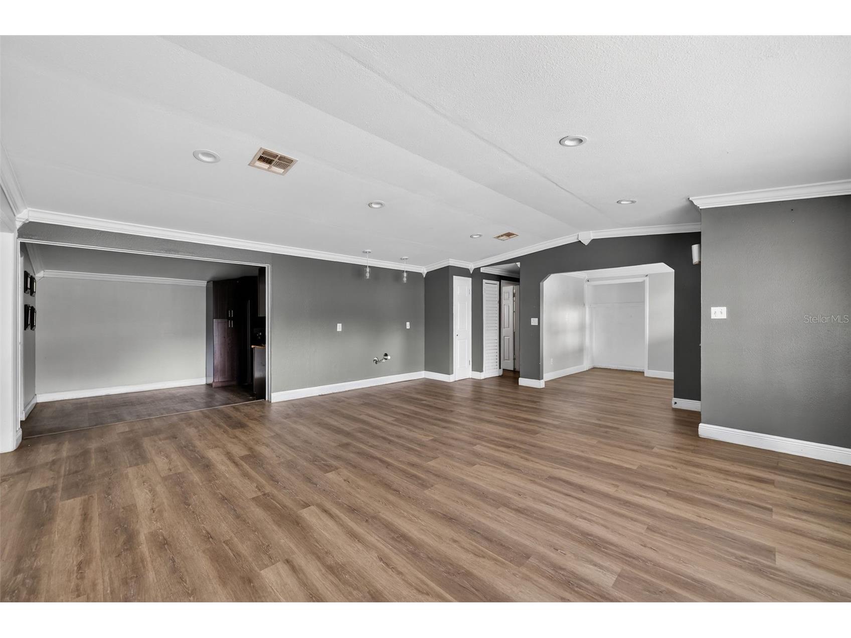 709 E Crenshaw Street Tampa FL 33604 TB8468083 image11