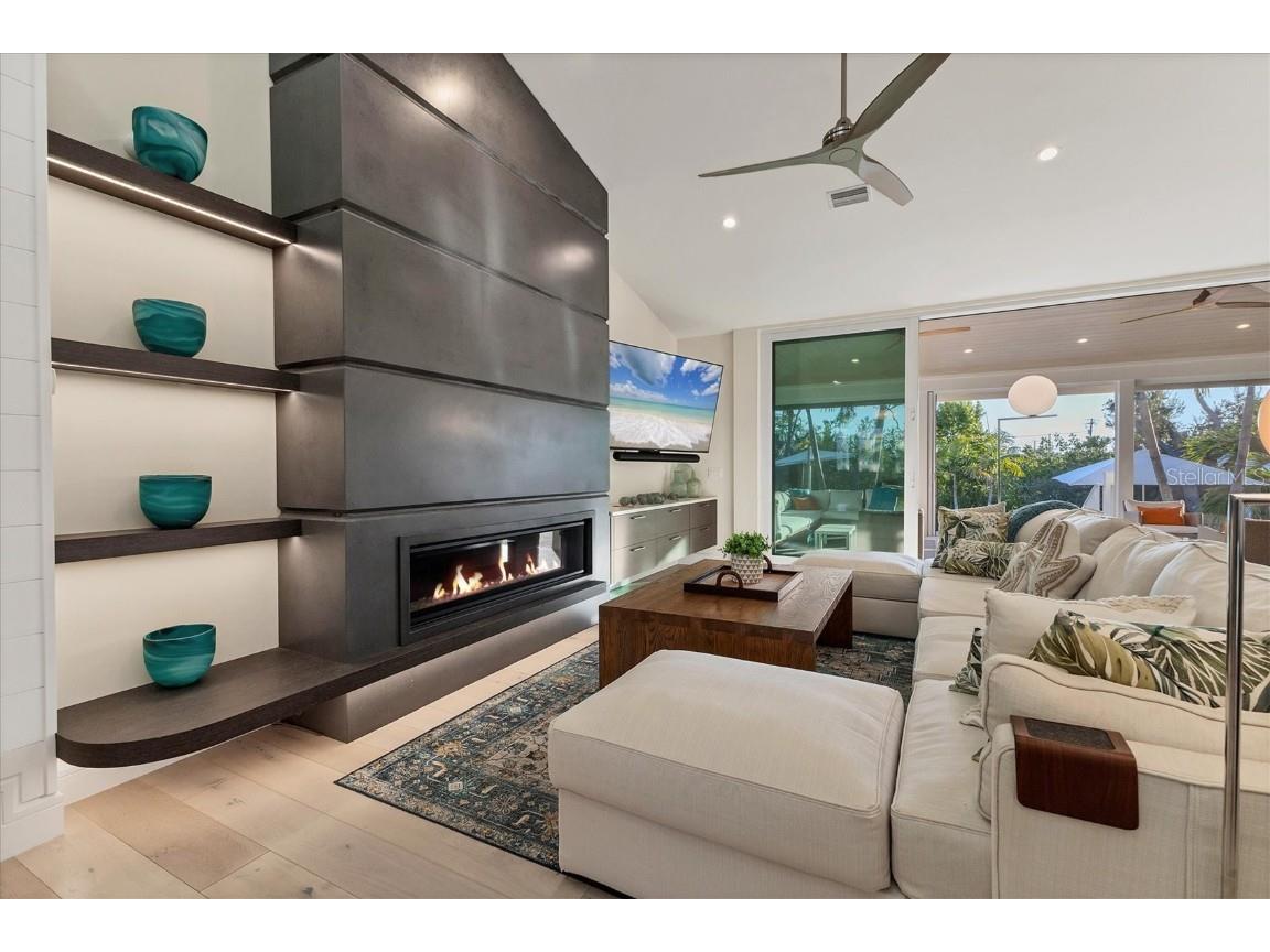 709 Eagle Point Drive Venice FL 34285 - ROBERTS BAY ICW GULF N6141319 image8