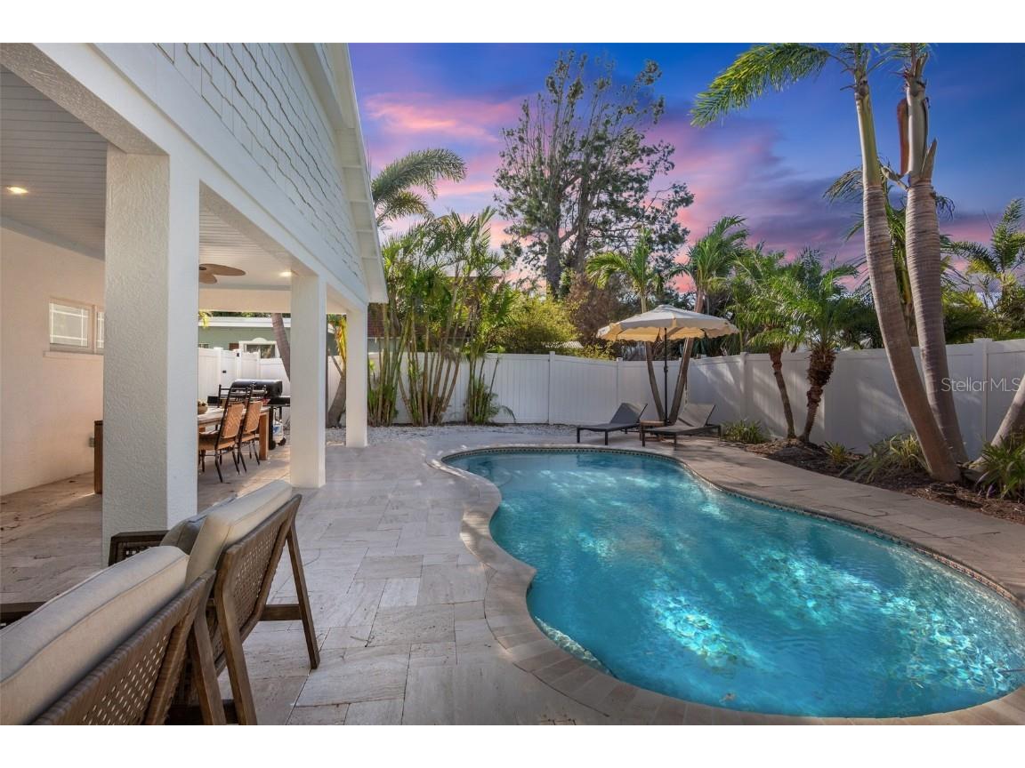 709 Fern Street Anna Maria FL 34216 A4674378 image10