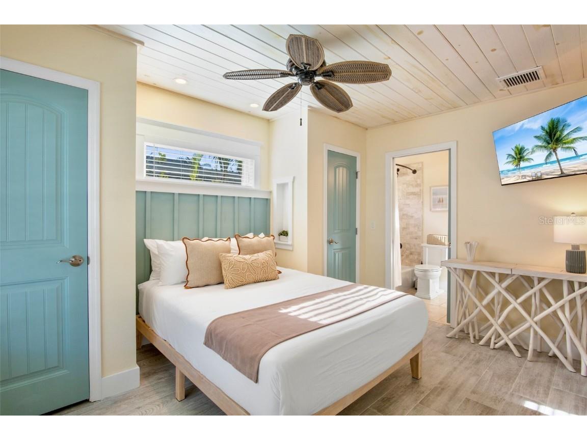 709 Fern Street Anna Maria FL 34216 A4674378 image21