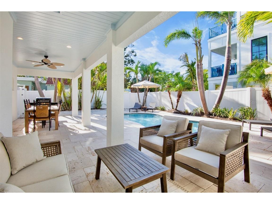 709 Fern Street Anna Maria FL 34216 A4674378 image7