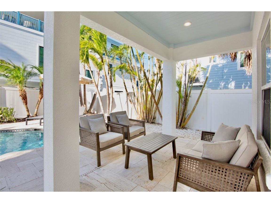 709 Fern Street Anna Maria FL 34216 A4674378 image8