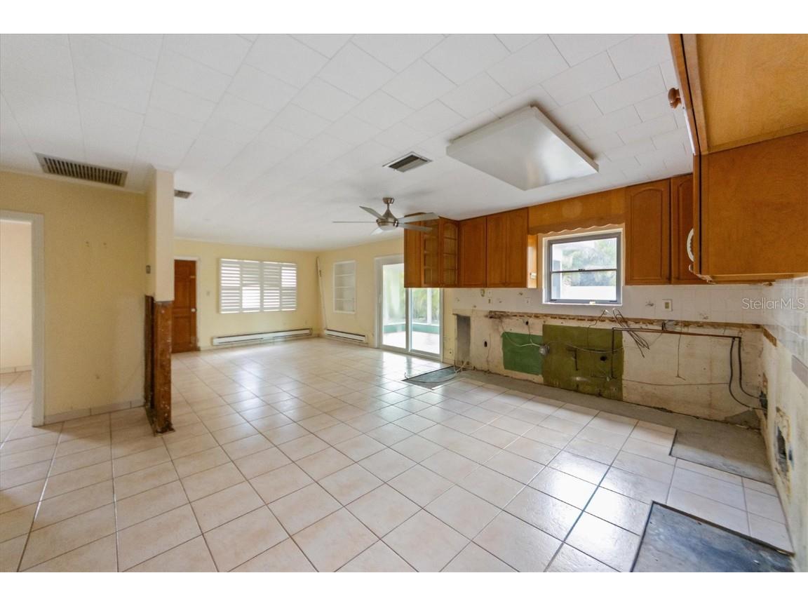 709 Gladiolus Street Anna Maria FL 34216 A4660210 image14