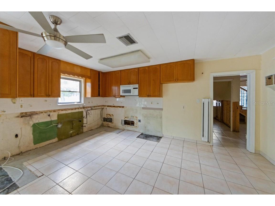 709 Gladiolus Street Anna Maria FL 34216 A4660210 image15