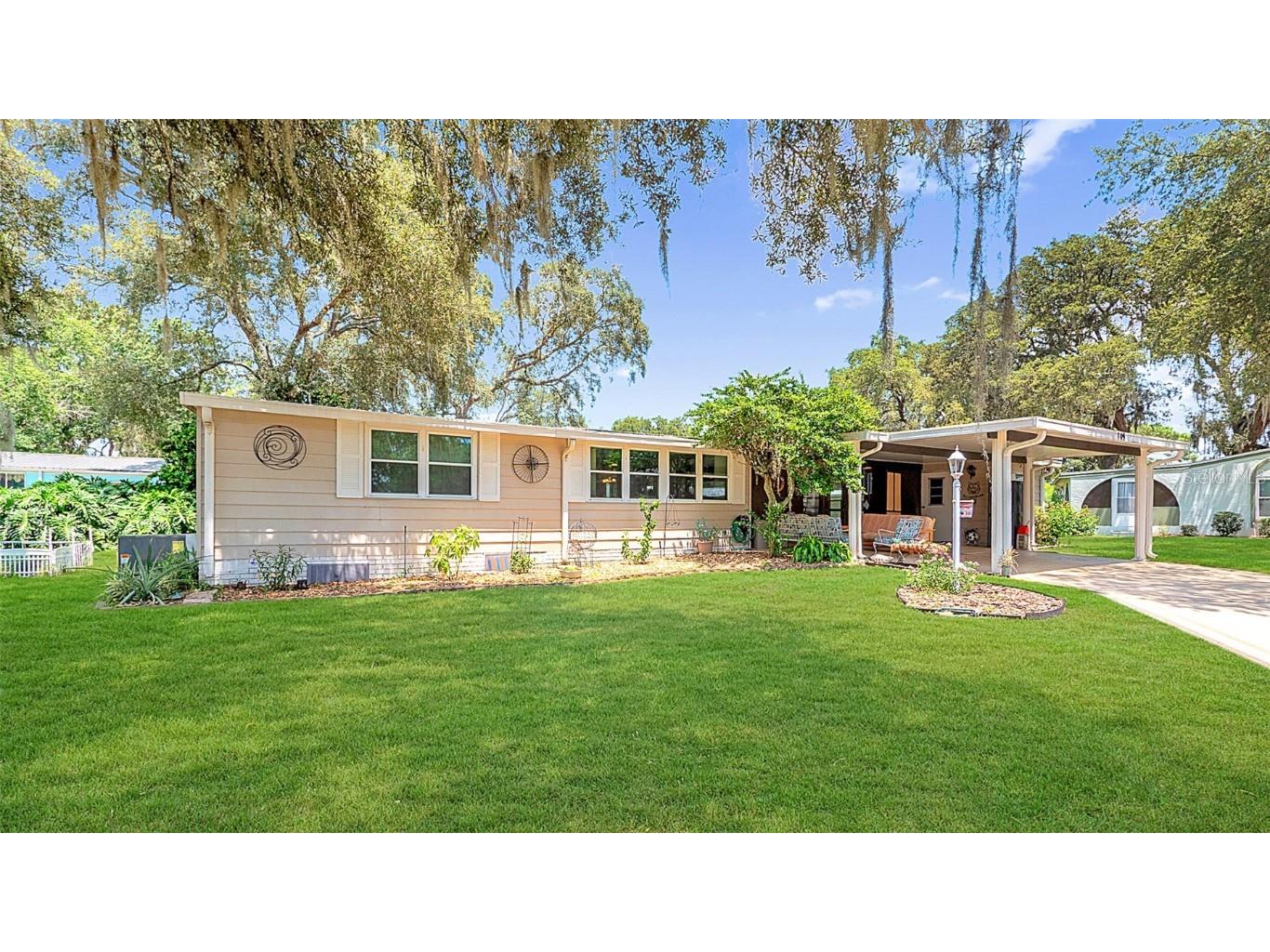 709 Megan Circle Lady Lake FL 32159 G5072150 image1