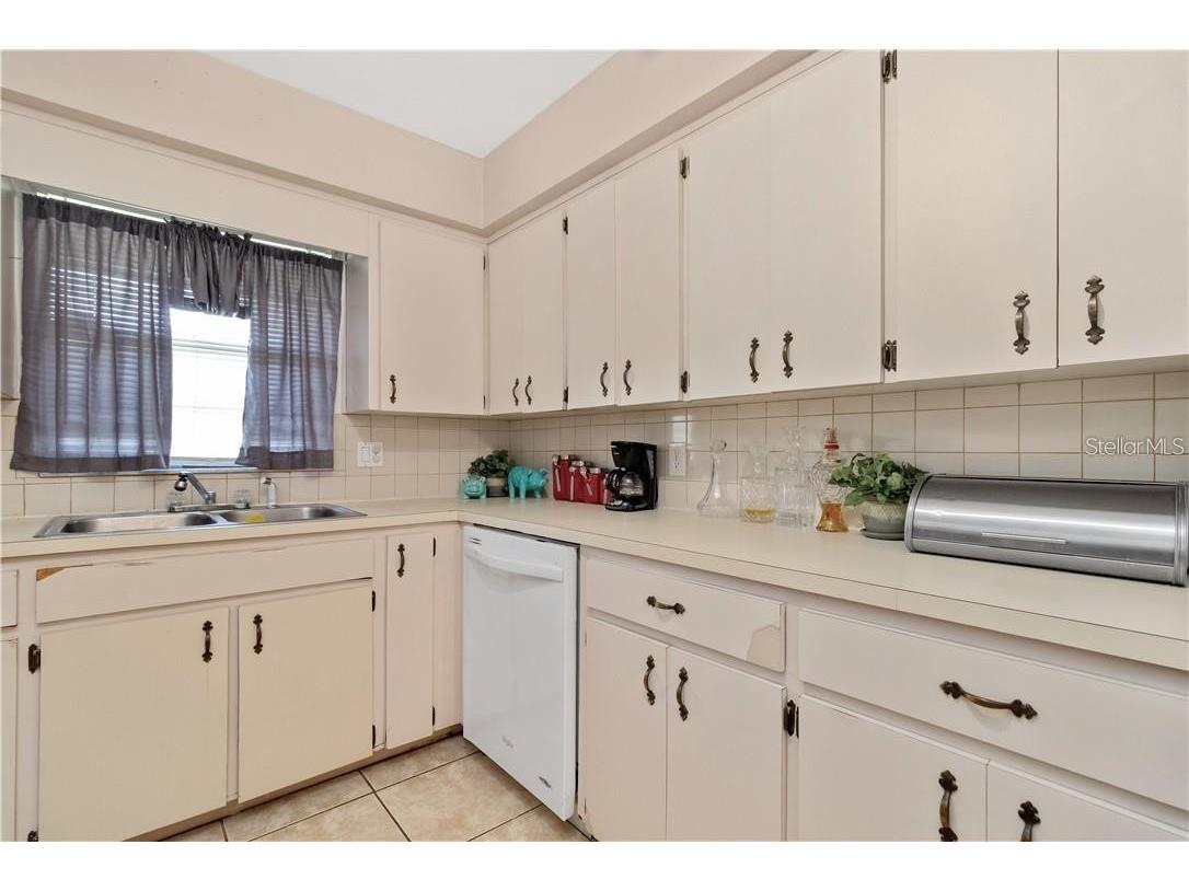 709 Mikasuki Drive Lakeland FL 33813 L4961094 image8