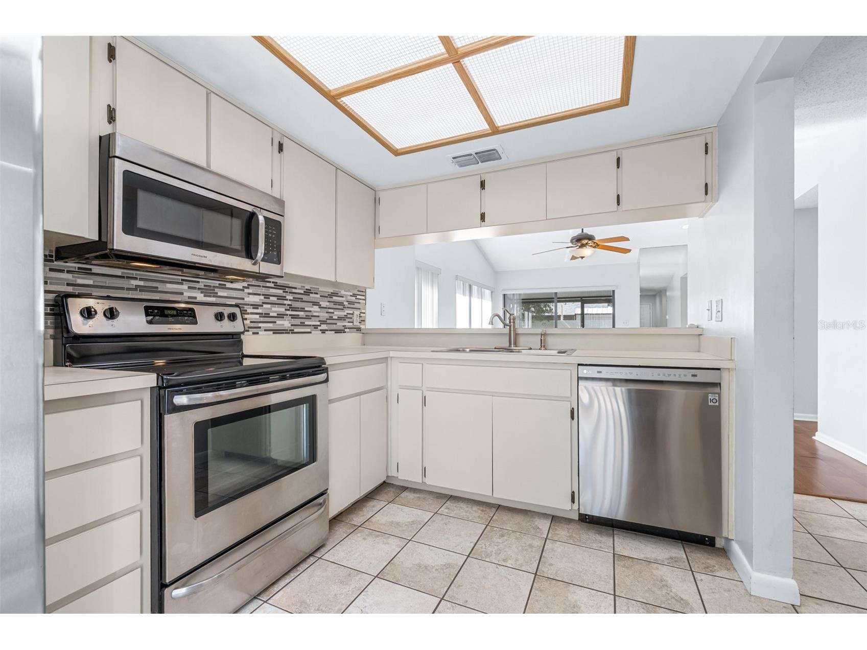 709 Oak Park Place Brandon FL 33511 TB8508136 image11
