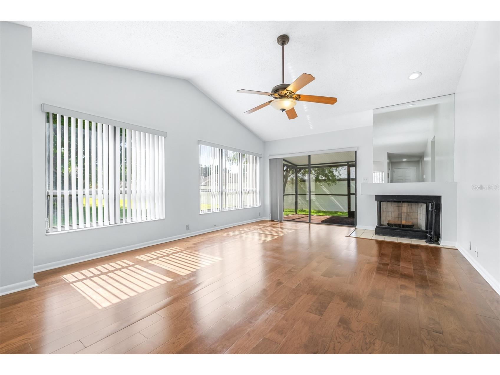 709 Oak Park Place Brandon FL 33511 TB8508136 image17