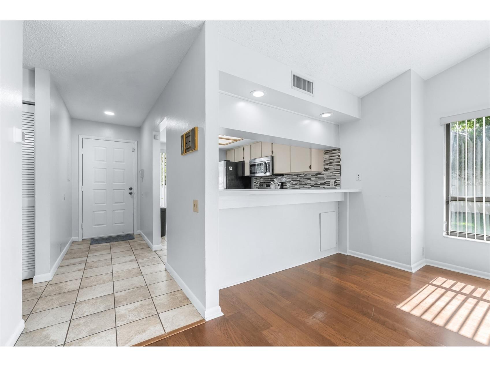 709 Oak Park Place Brandon FL 33511 TB8508136 image8