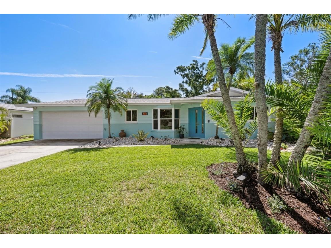 709 Pinewood Drive Dunedin FL 34698 TB8398295 image1