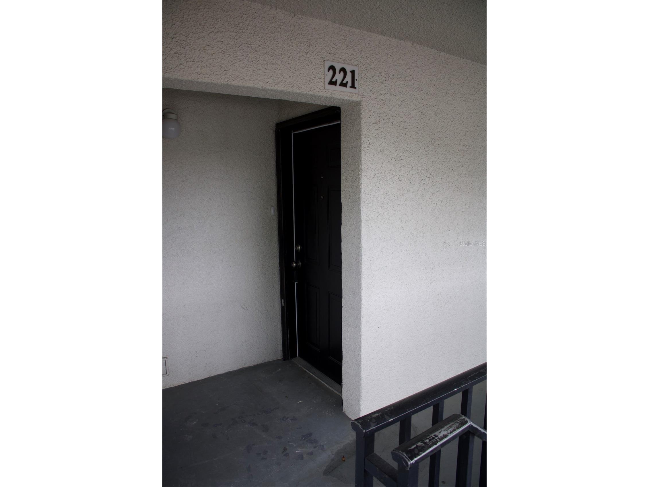 709 Russell Lane #C221 Brandon FL 33510 TB8496009 image5