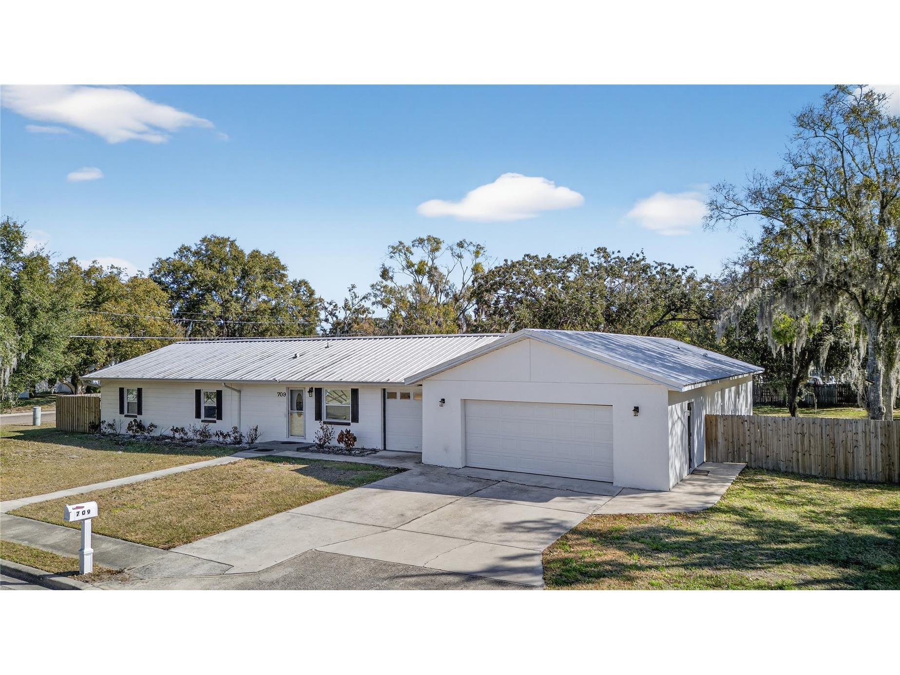 709 S Dillingham Ave Kissimmee FL 34741 S5143373 image1