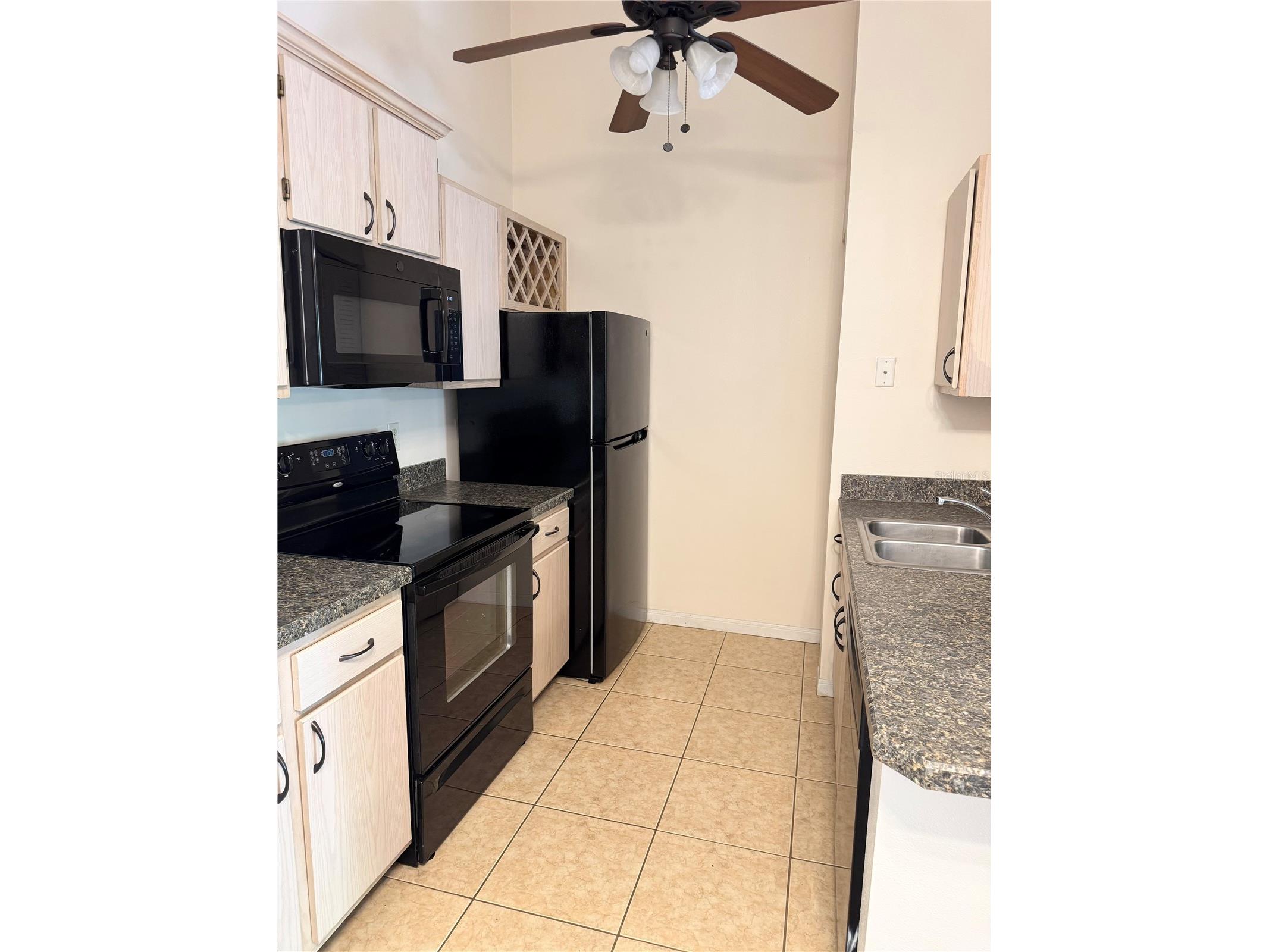 709 Secret Harbor Lane #211 Lake Mary FL 32746 - Greenwood Lake O6392071 image4