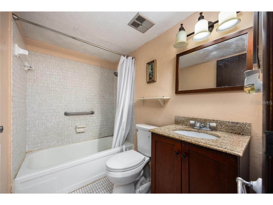 709 SW 75th Street #105 Gainesville FL 32607 GC535960 image18