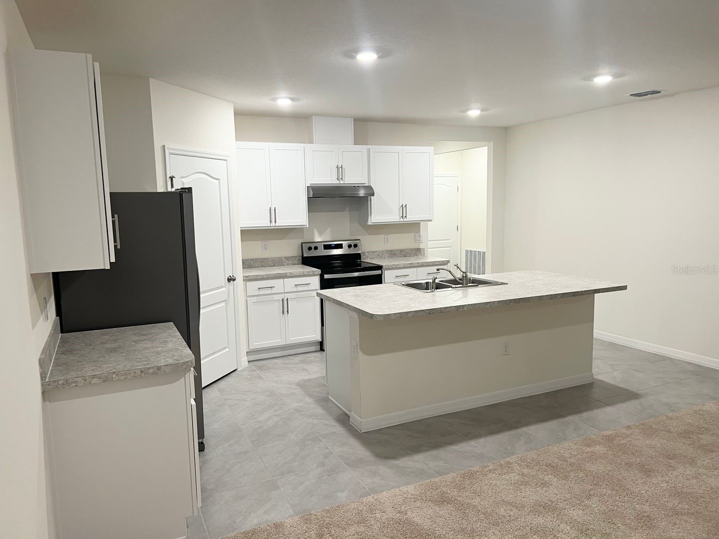 709 Versailles Lane Kissimmee FL 34759 O6409671 image2