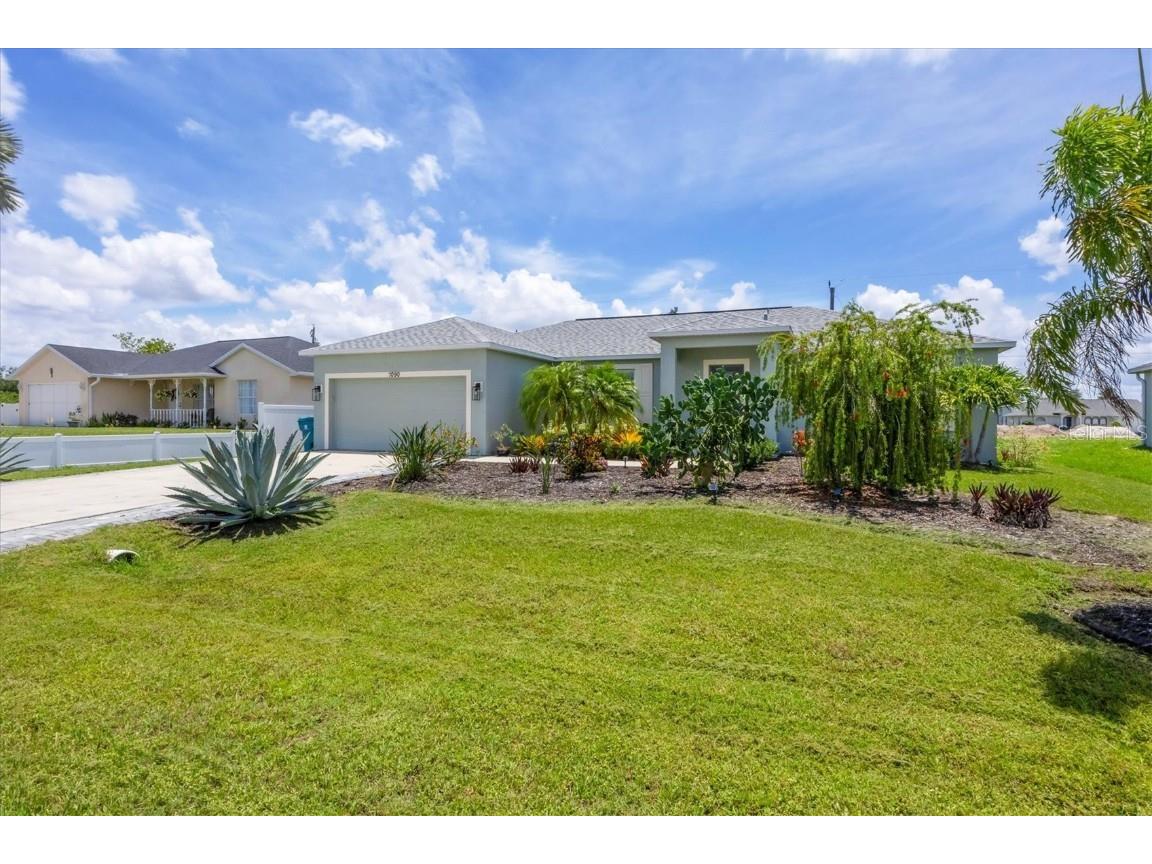 7090 Plantation Street Englewood FL 34224 D6137034 image1