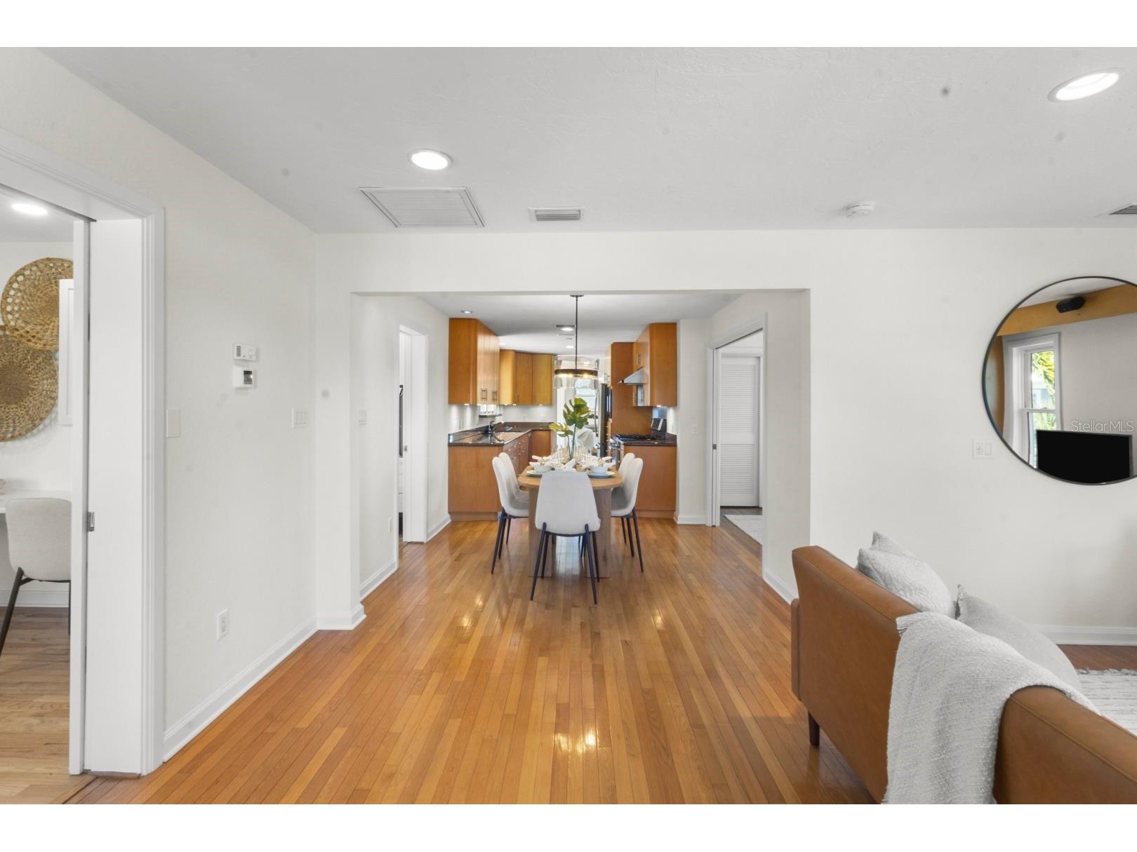 7091 Longboat Drive E Longboat Key FL 34228 - GULF OF MEXICO AND SARASOTA BA A4681106 image11