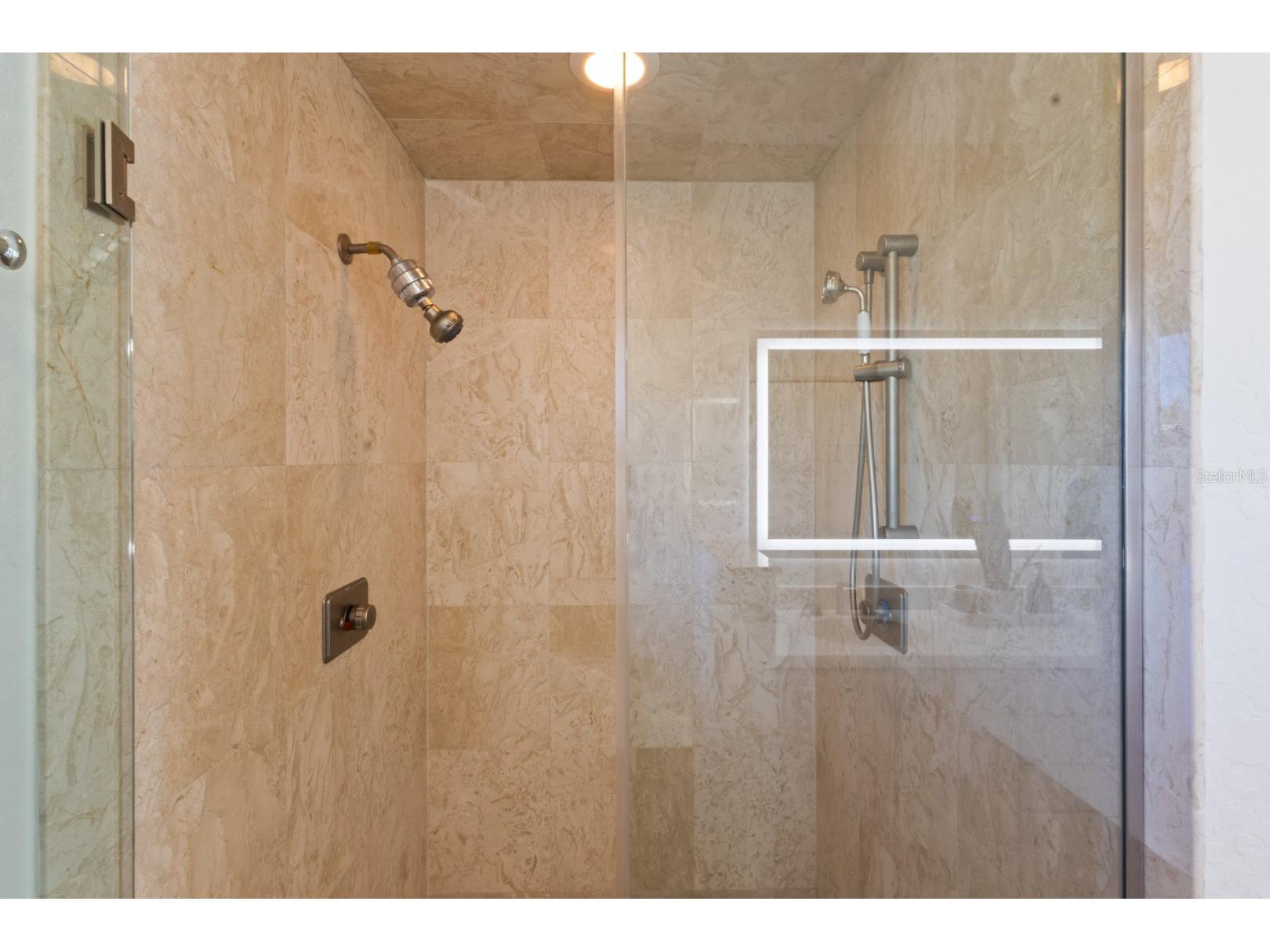 7091 Longboat Drive E Longboat Key FL 34228 - GULF OF MEXICO AND SARASOTA BA A4681106 image18