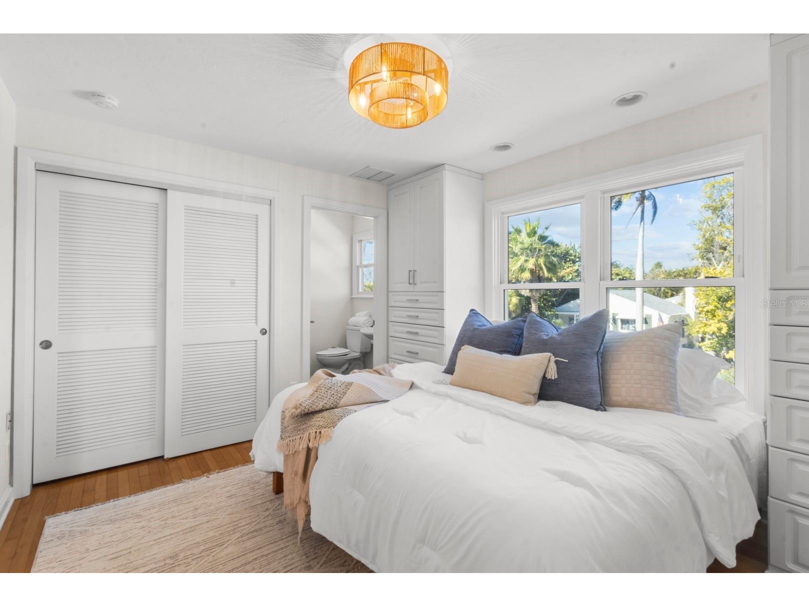 7091 Longboat Drive E Longboat Key FL 34228 - GULF OF MEXICO AND SARASOTA BA A4681106 image21