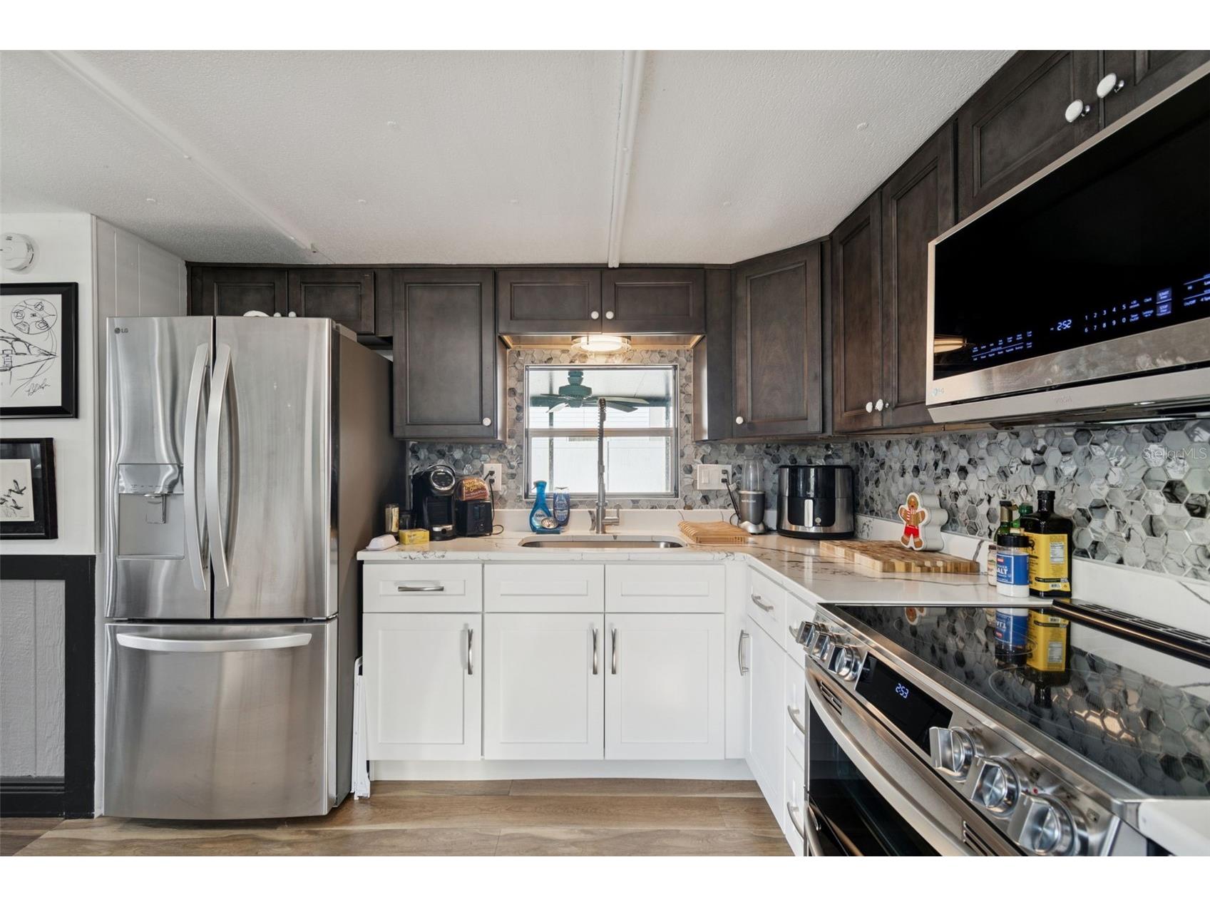 7091 Westwind Street Hernando Beach FL 34607 - WEEKI WACHEE RIVER W7882314 image20