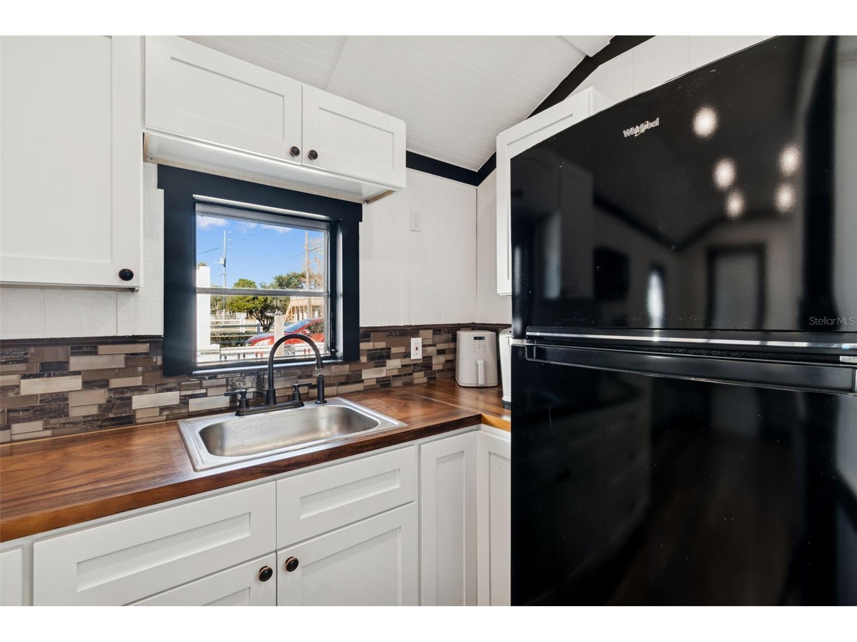 7091 Westwind Street Hernando Beach FL 34607 - WEEKI WACHEE RIVER W7882314 image37