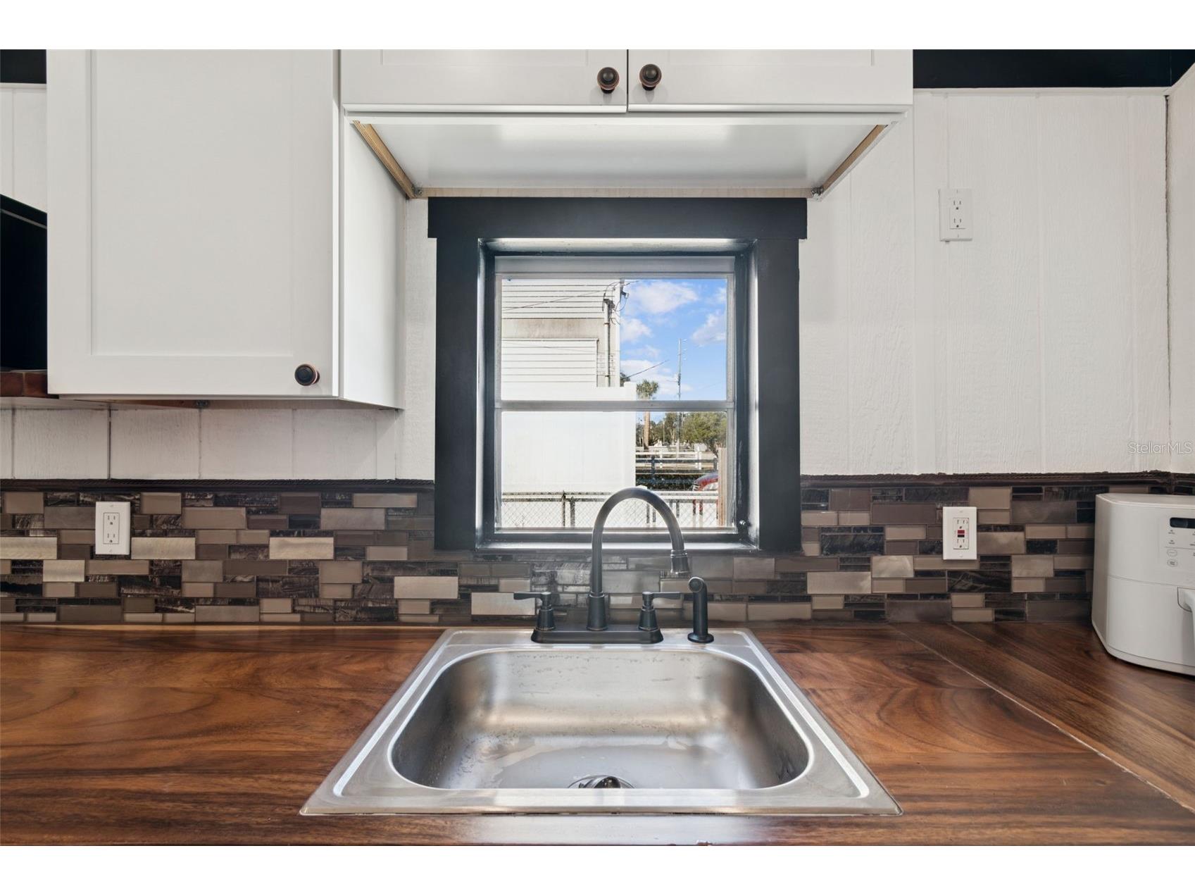7091 Westwind Street Hernando Beach FL 34607 - WEEKI WACHEE RIVER W7882314 image38