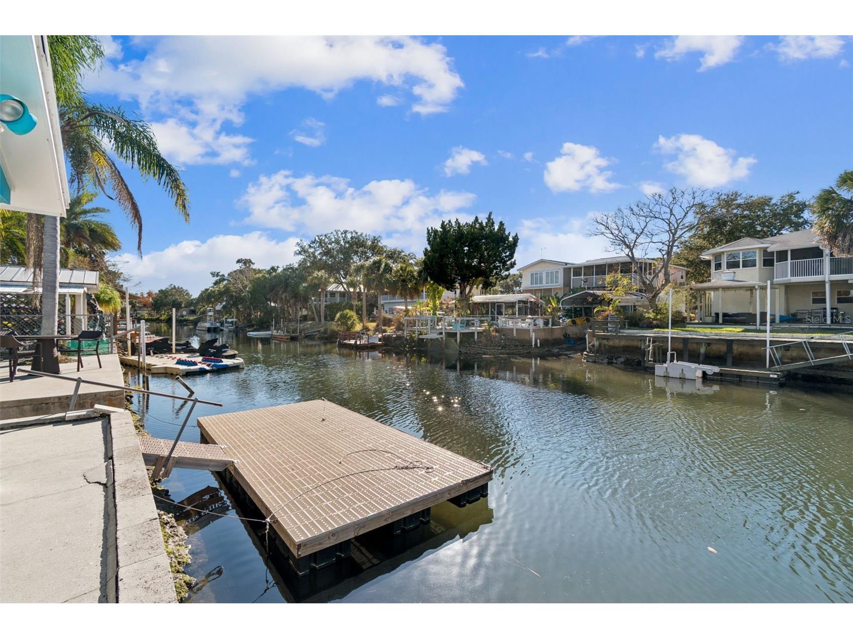 7091 Westwind Street Hernando Beach FL 34607 - WEEKI WACHEE RIVER W7882314 image4