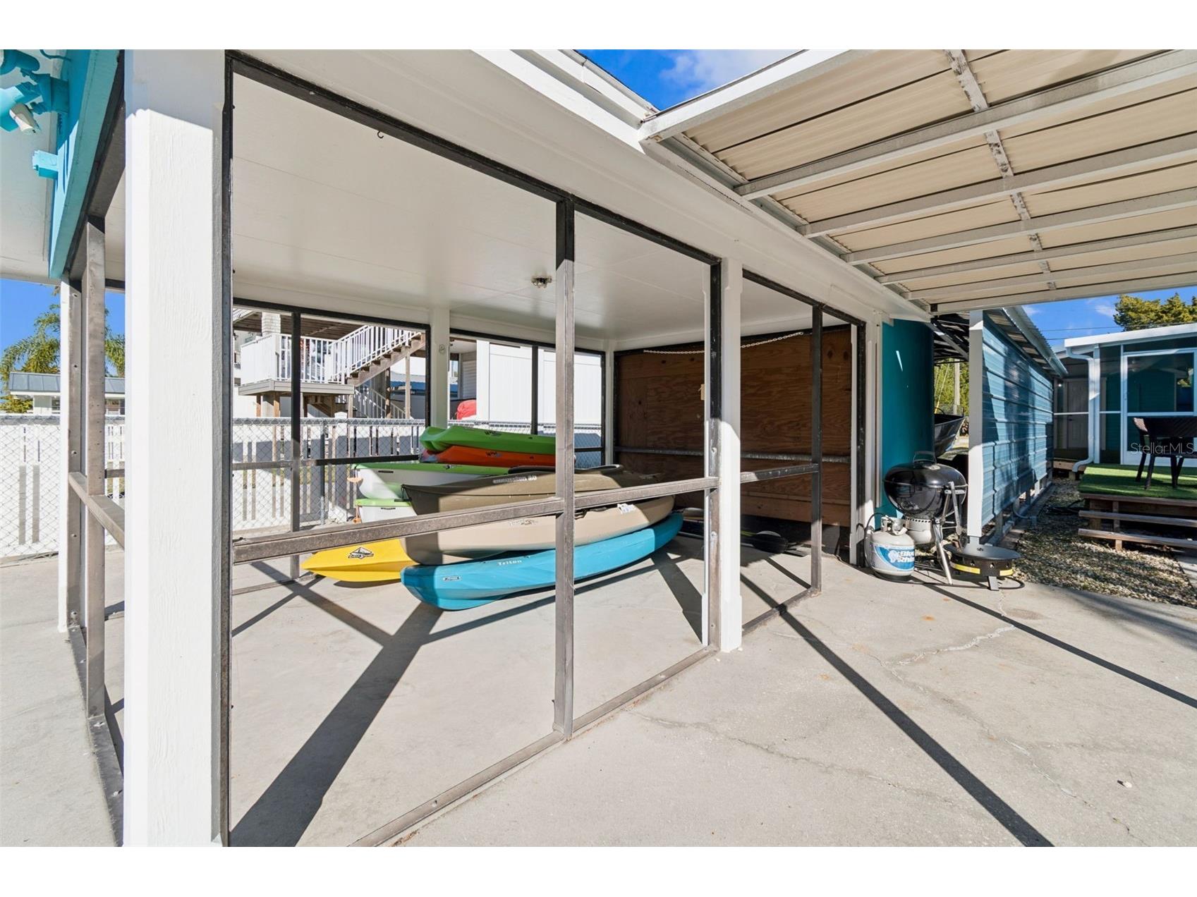7091 Westwind Street Hernando Beach FL 34607 - WEEKI WACHEE RIVER W7882314 image50