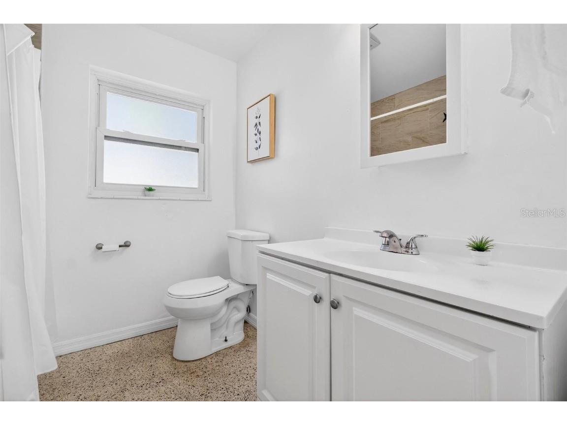 7095 40th Avenue N Saint Petersburg FL 33709 TB8454003 image13