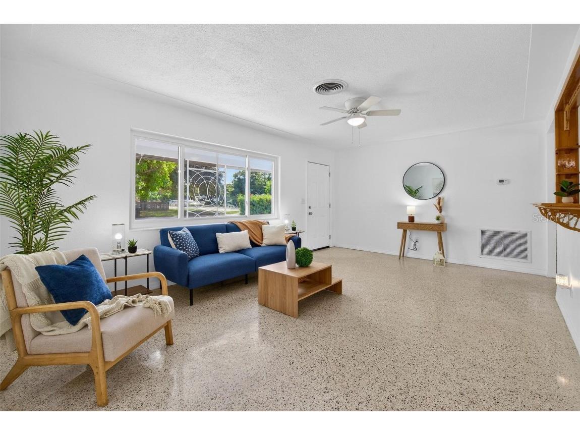 7095 40th Avenue N Saint Petersburg FL 33709 TB8454003 image3