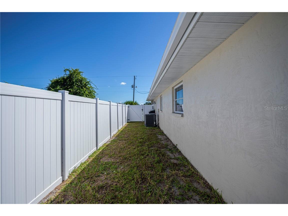 7095 Beardsley Street Englewood FL 34224 C7517077 image55