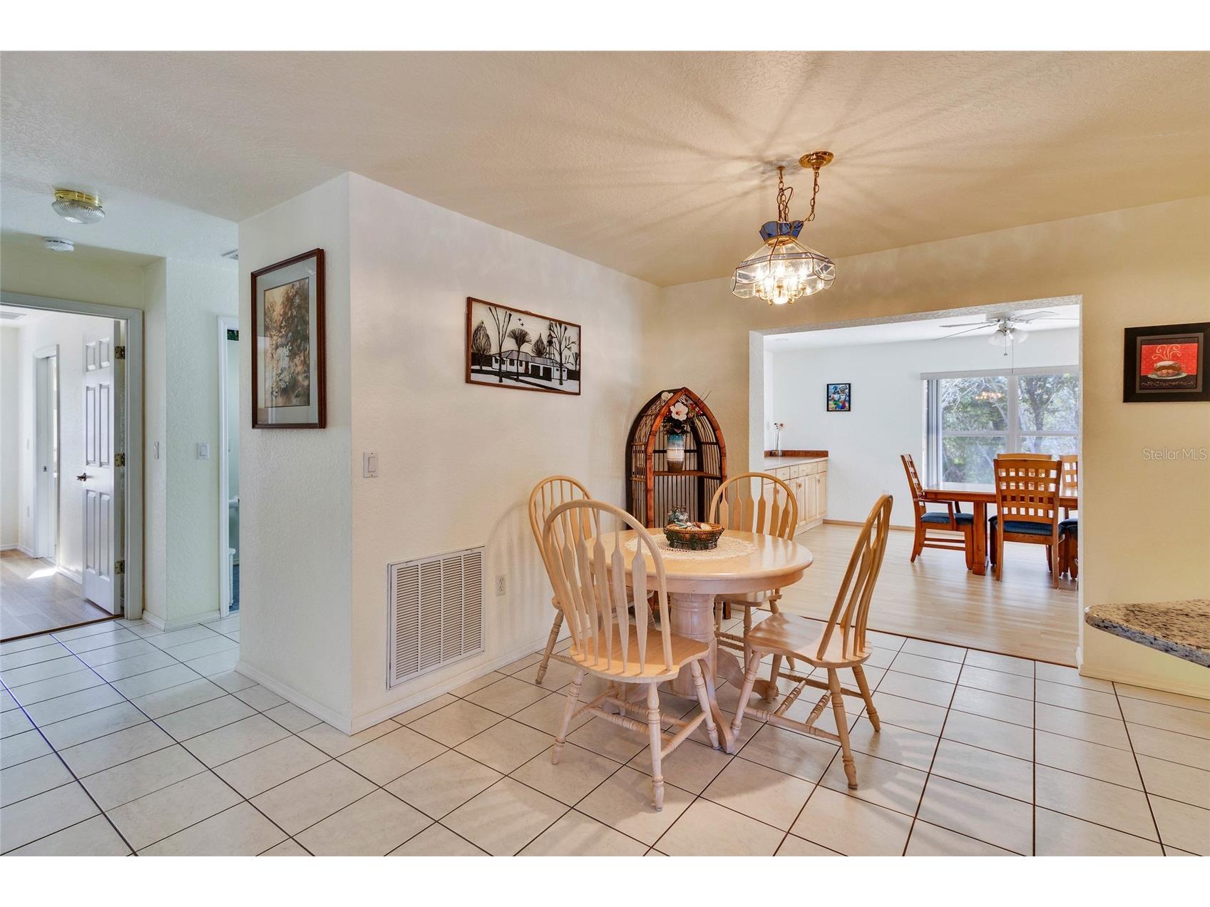 7095 Blackbird Avenue Weeki Wachee FL 34613 W7882838 image10